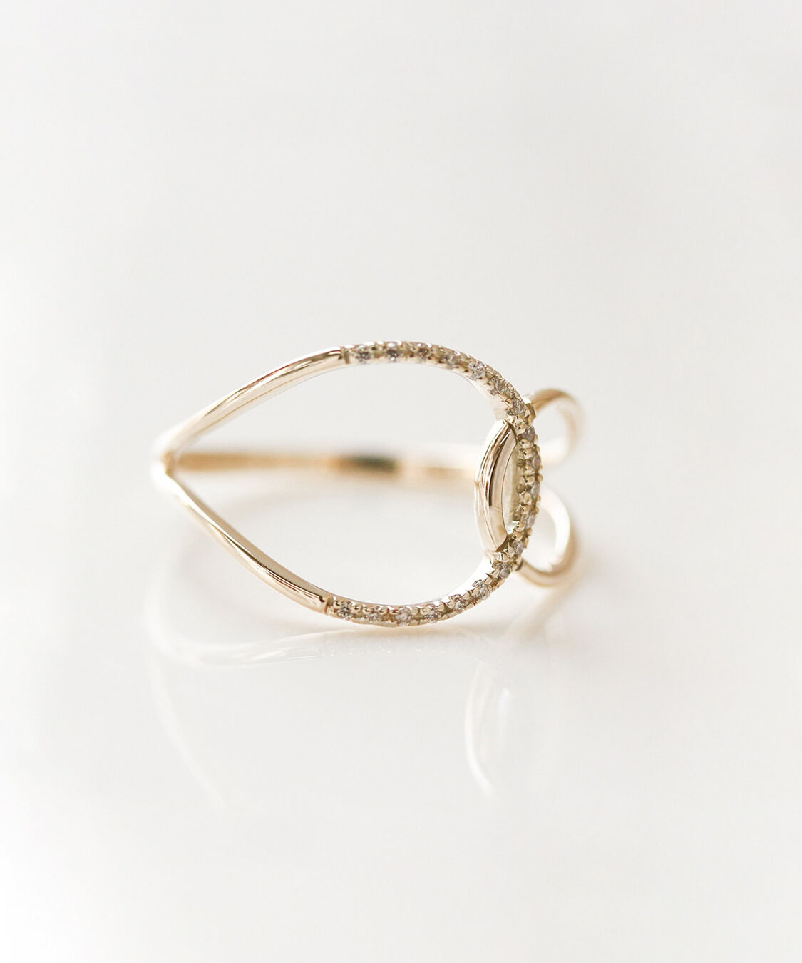  「ダイヤモンド ハグ リング | K10YG 〈世界最小〉」|リング|