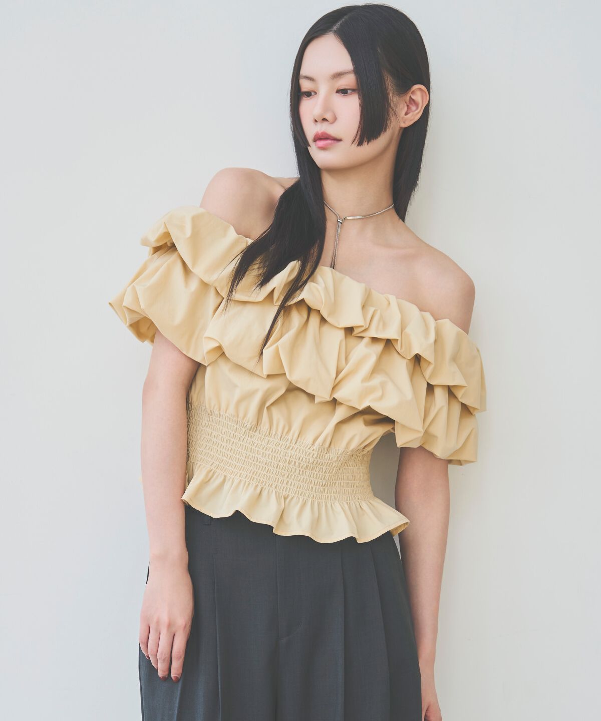 アンドクチュール「6/13(金)発売ボリュームフリルオフショルブラウス」|シャツ・ブラウス|