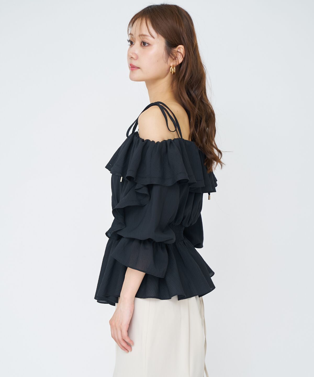 アンドクチュール「オフショルフリルブラウス」|シャツ・ブラウス|