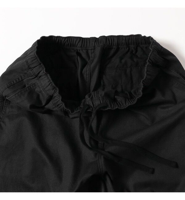 BEAMS「リラックスフィット ベーシック ツイル イージーパンツ」|チノ|