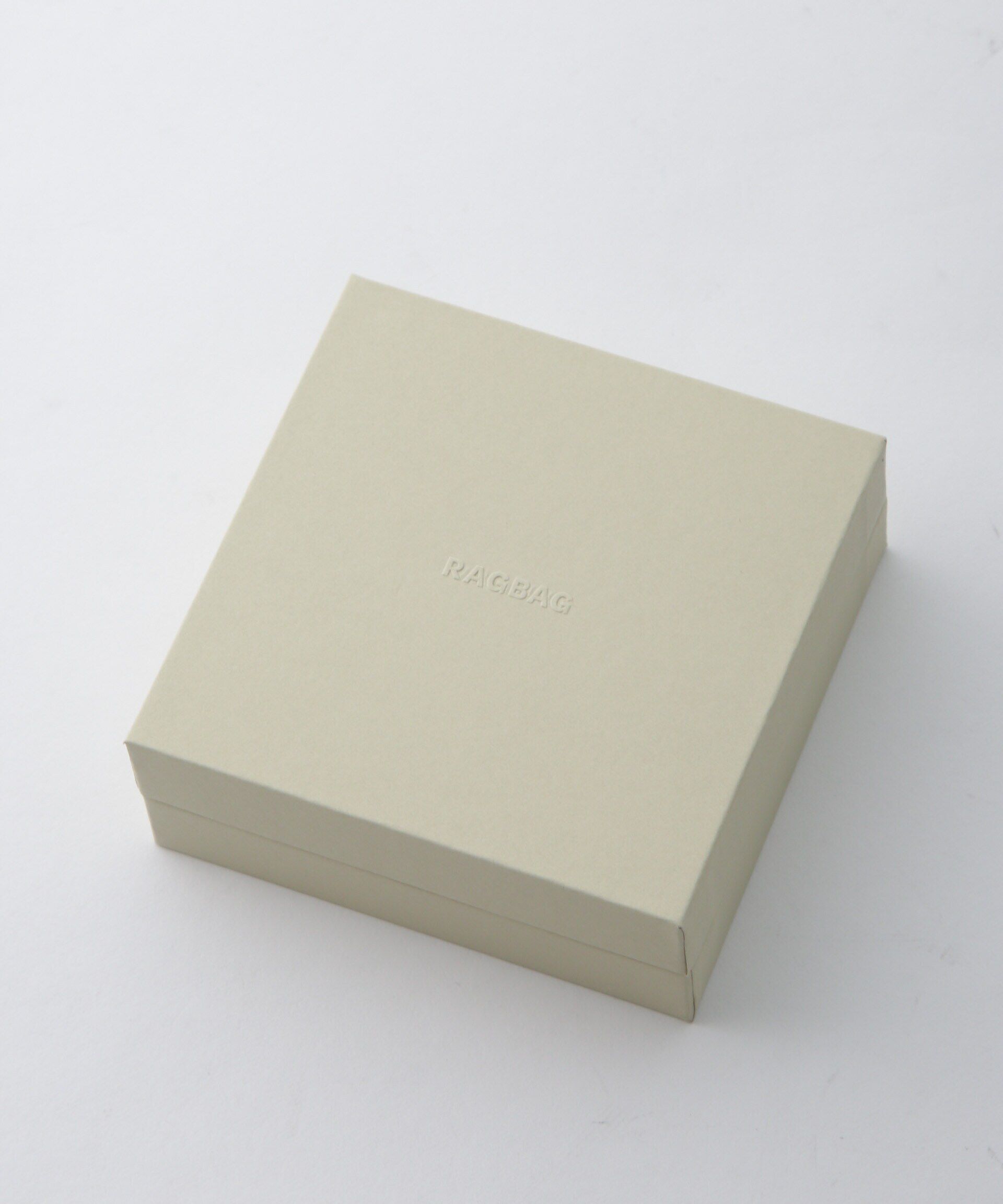 nano･universe「RAGBAG/Dualism Long Earrings」|ピアス|