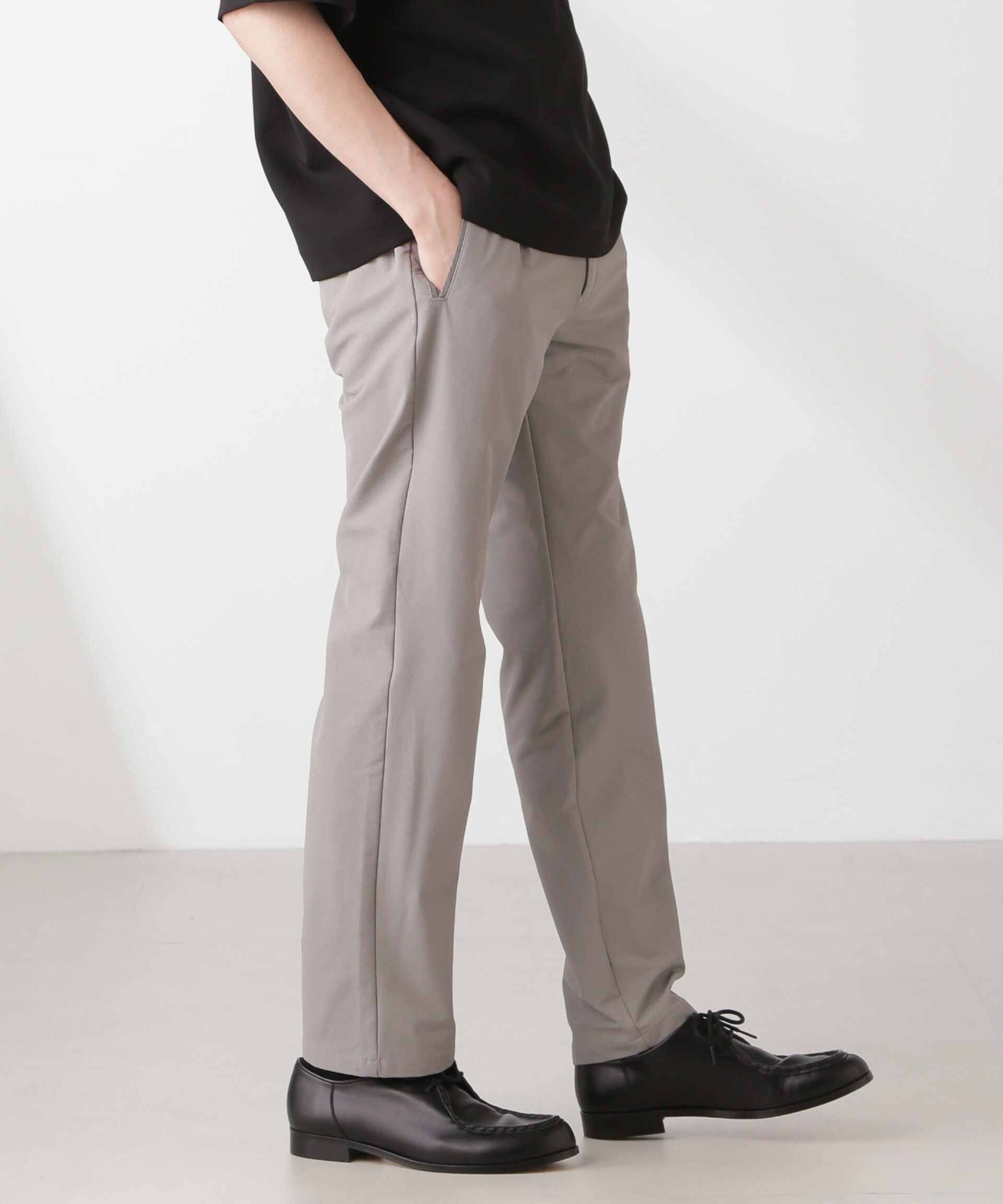 nano･universe「ハイストレッチスポーティーテーパードイージーパンツ」|チノ|グレー