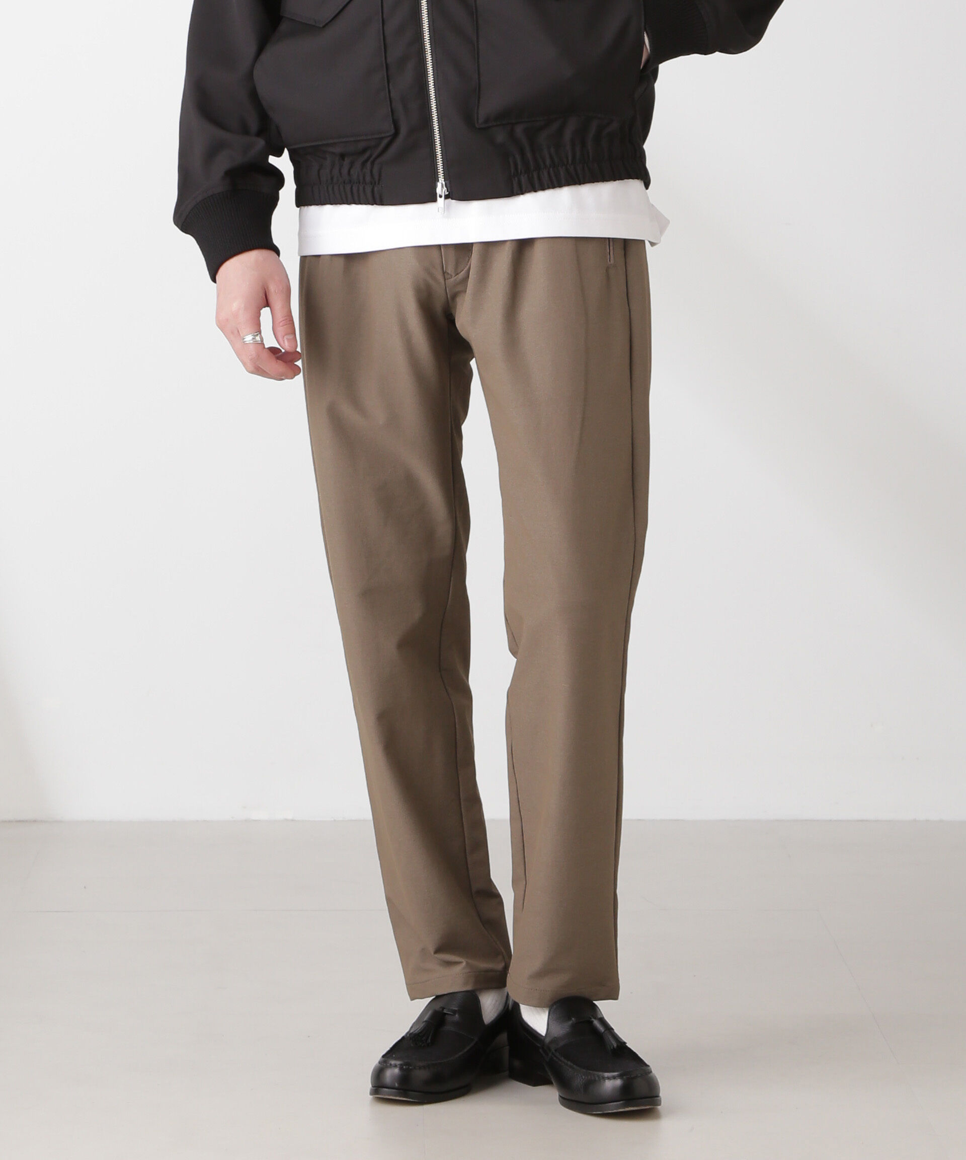 nano･universe「ハイストレッチスポーティーテーパードイージーパンツ」|チノ|モカ3