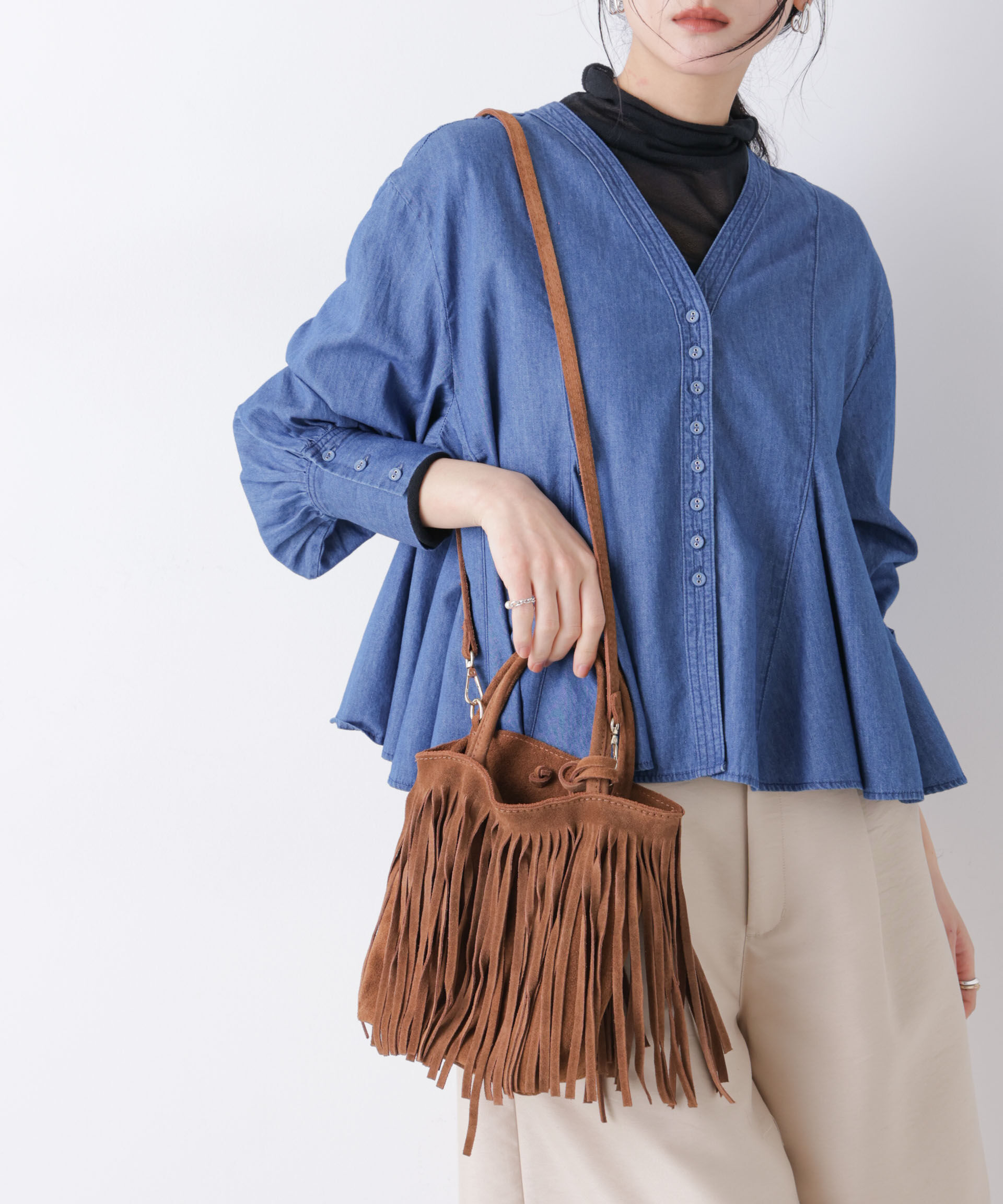 nano･universe「AULENTTI/スエードフリンジショルダーバッグ」|ショルダー・メッセンジャー|