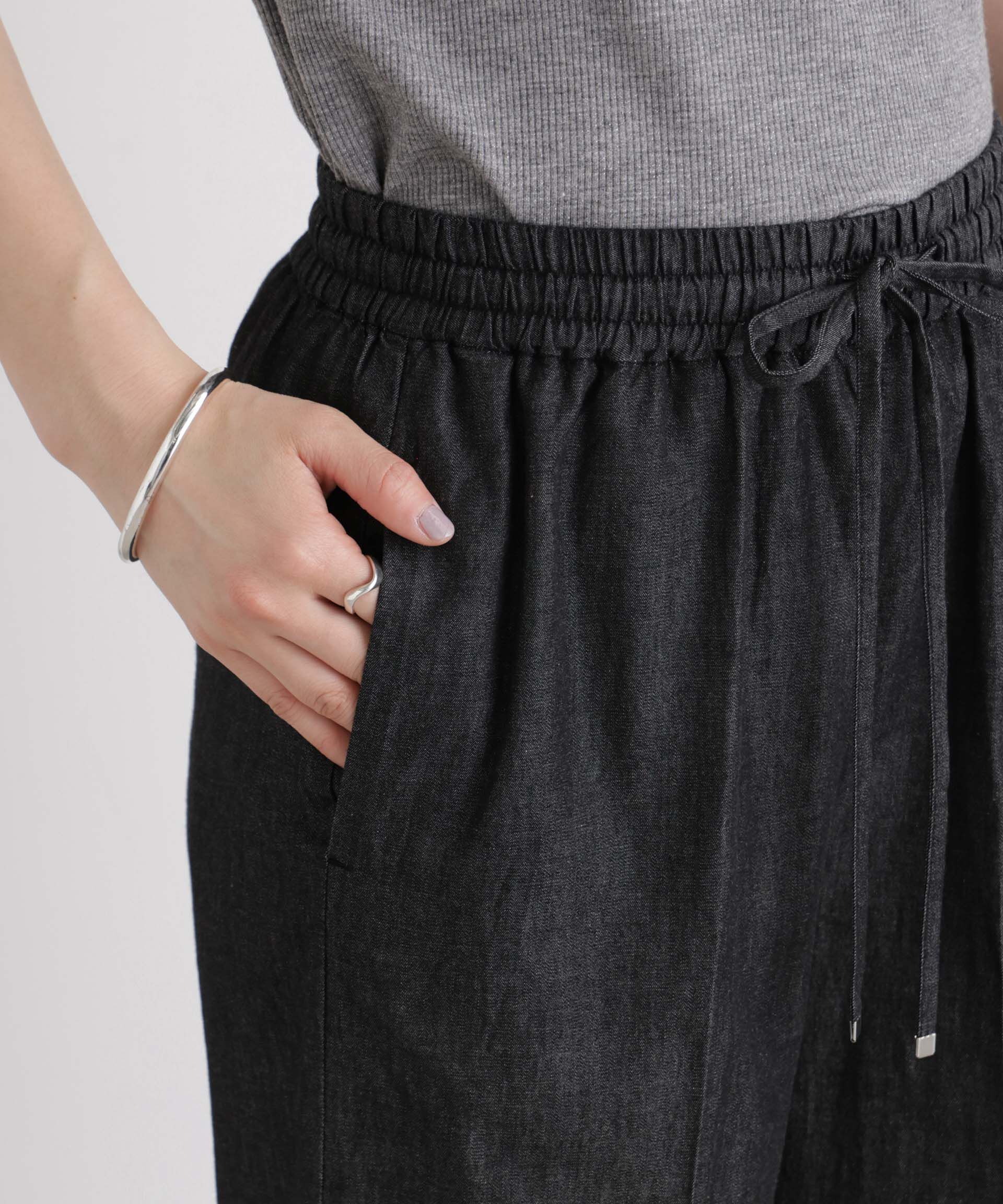 nano･universe「ライトオンスデニムドロストセンタープレスパンツ(セットアップ可)」|チノ|