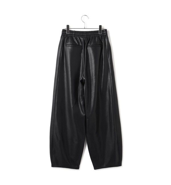 ADAM ET ROPE'「シンセティックレザートラックパンツ」|チノ|