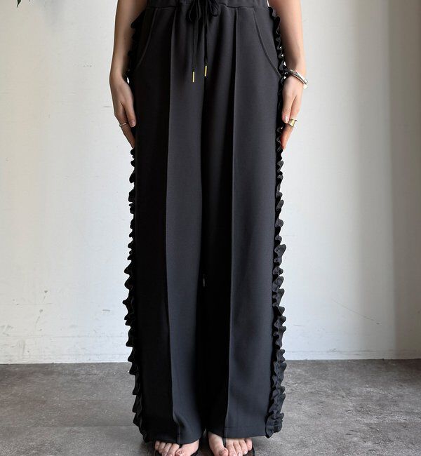  「【新色追加/WEB限定】カットジョーゼットサイドフリルラインパンツ」|チノ|