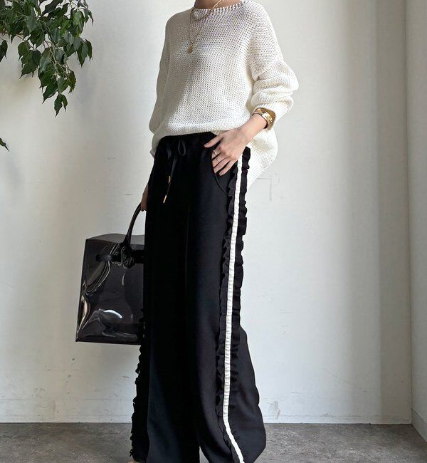  「【新色追加/WEB限定】カットジョーゼットサイドフリルラインパンツ」|チノ|