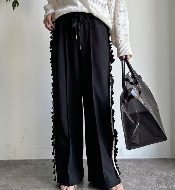  「【新色追加/WEB限定】カットジョーゼットサイドフリルラインパンツ」|チノ|