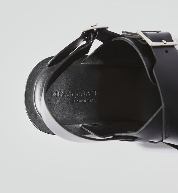 alfredoBANNISTER「バックル ストラップ レザーサンダル」|サンダル|