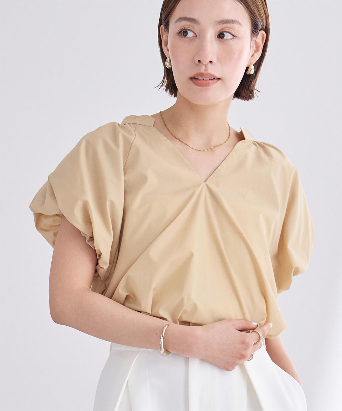 ur's「バルーンデザインキーネックブラウス」|シャツ・ブラウス|