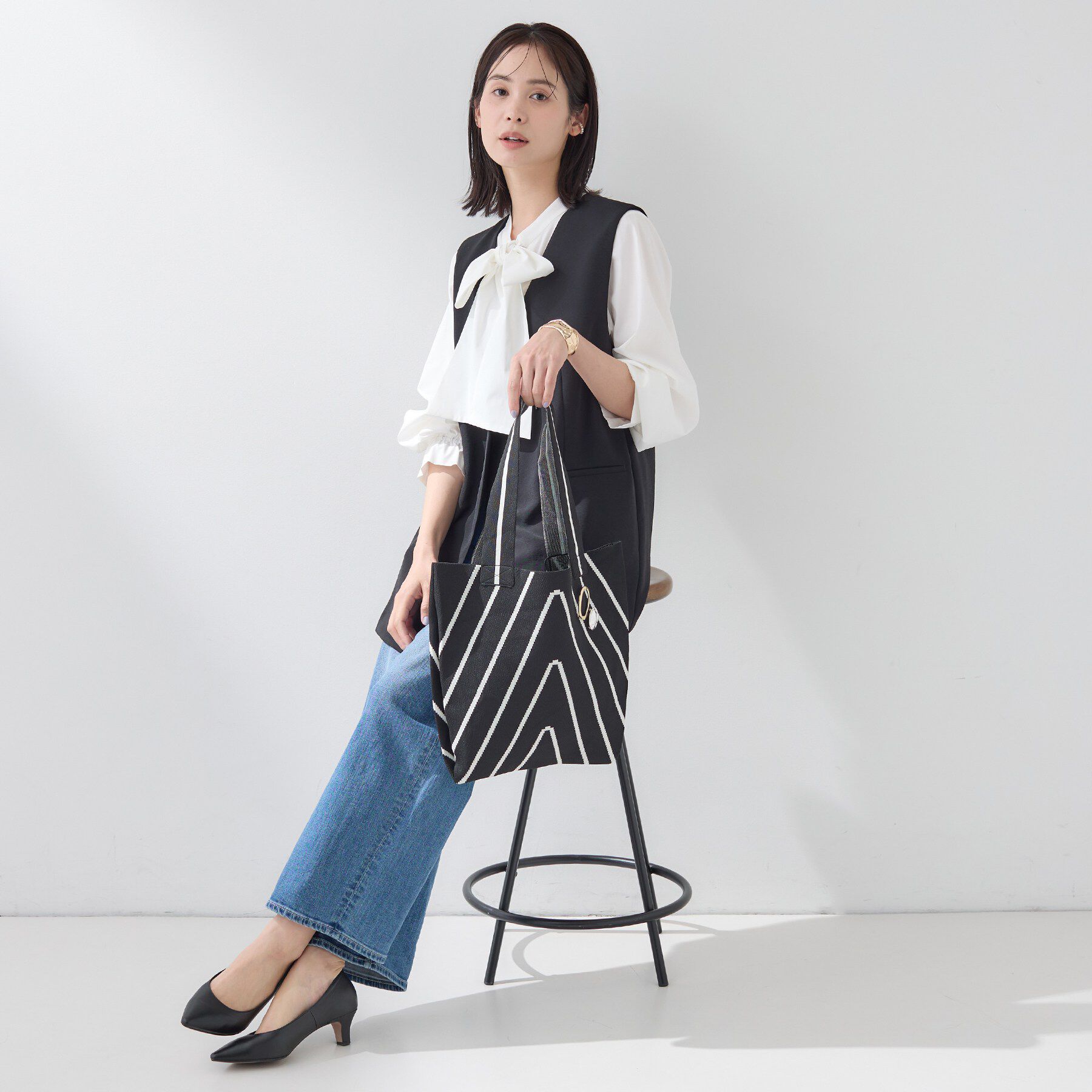 INDIVI「【WEB限定カラー／A4収納】柄ニットバッグ」|トートバッグ|