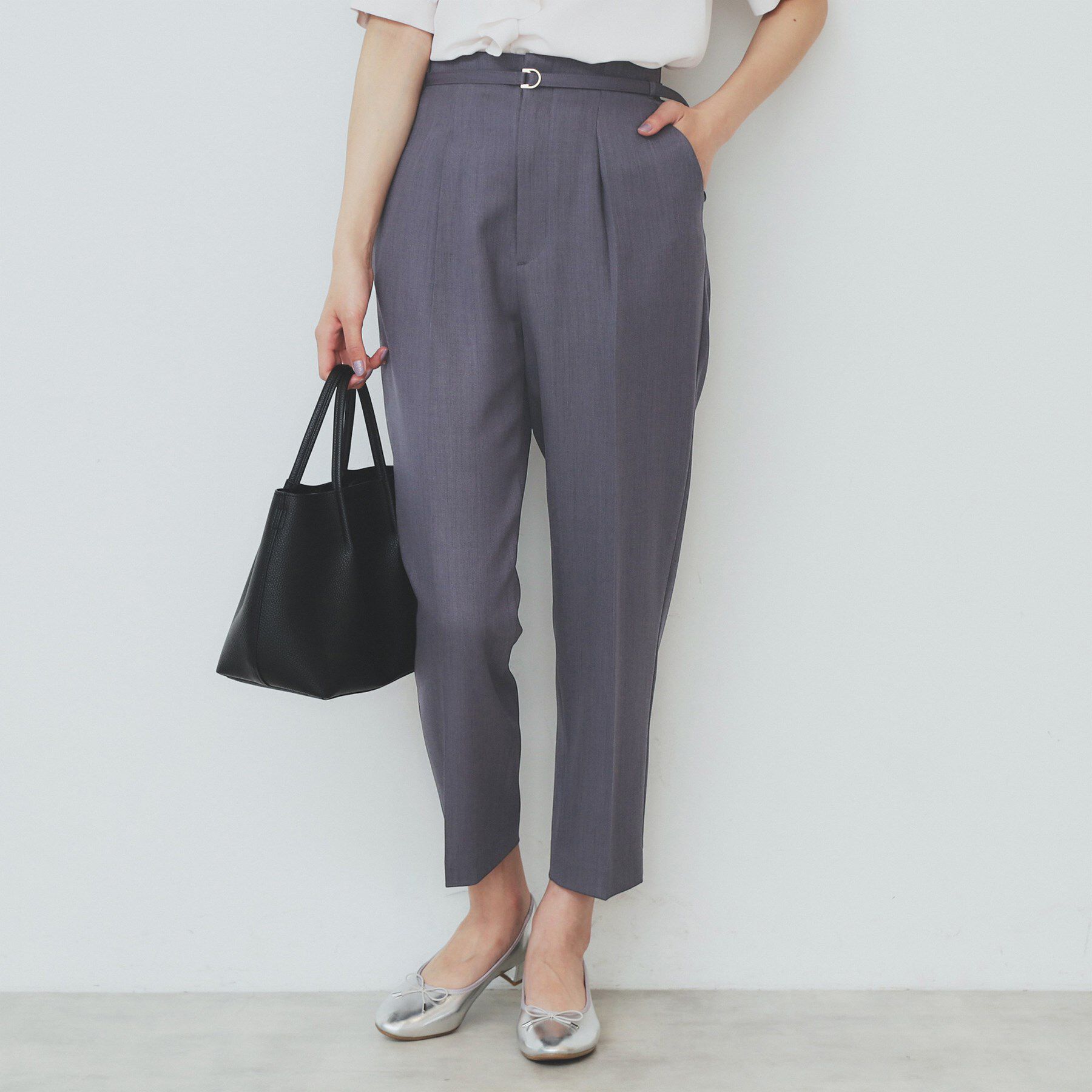 index「ストレッチテーパードパンツ【洗濯機洗い可/吸水速乾/防シワ】」|その他|チャコールグレー(0