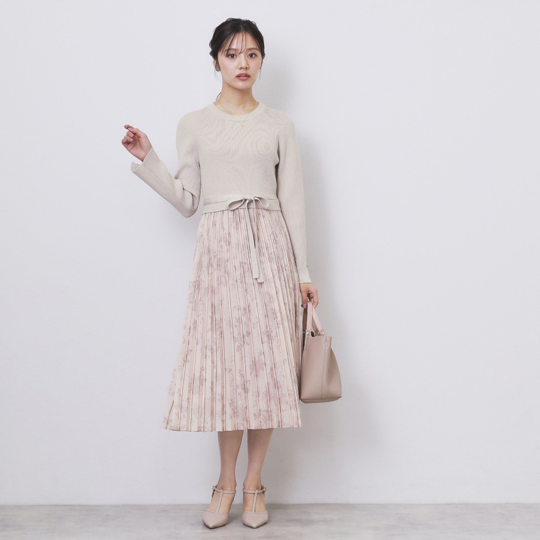 index「フラワープリーツドッキングニットワンピース【洗濯機OK】」|ワンピース|