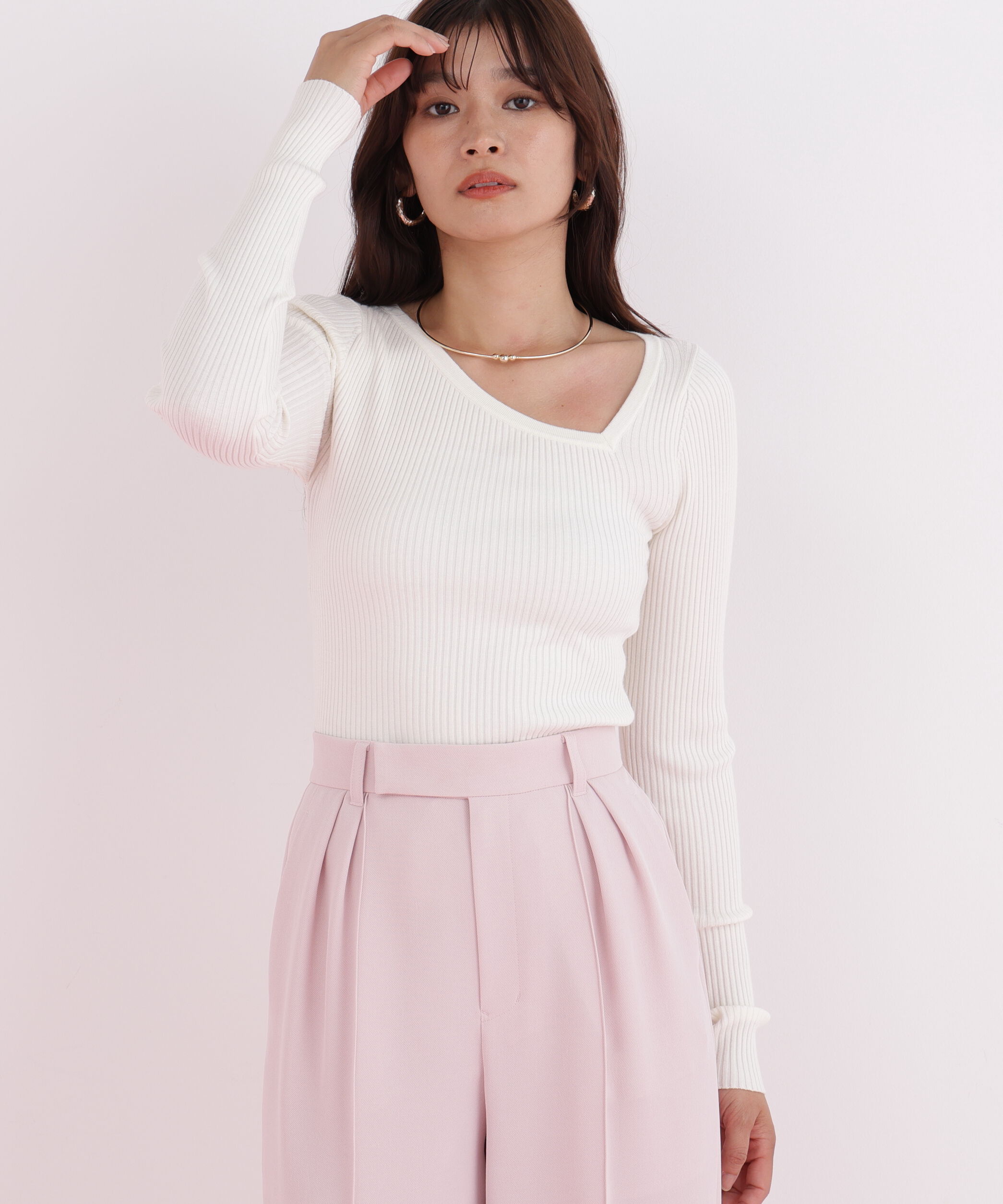  「アシンメトリーネックニットプルオーバー」|ニット・セーター|ホワイト