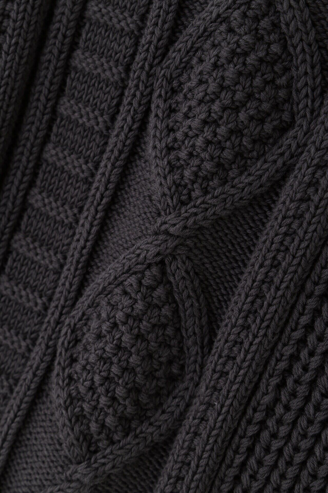  「◆ケーブル編みニットベスト」|ニット・セーター|