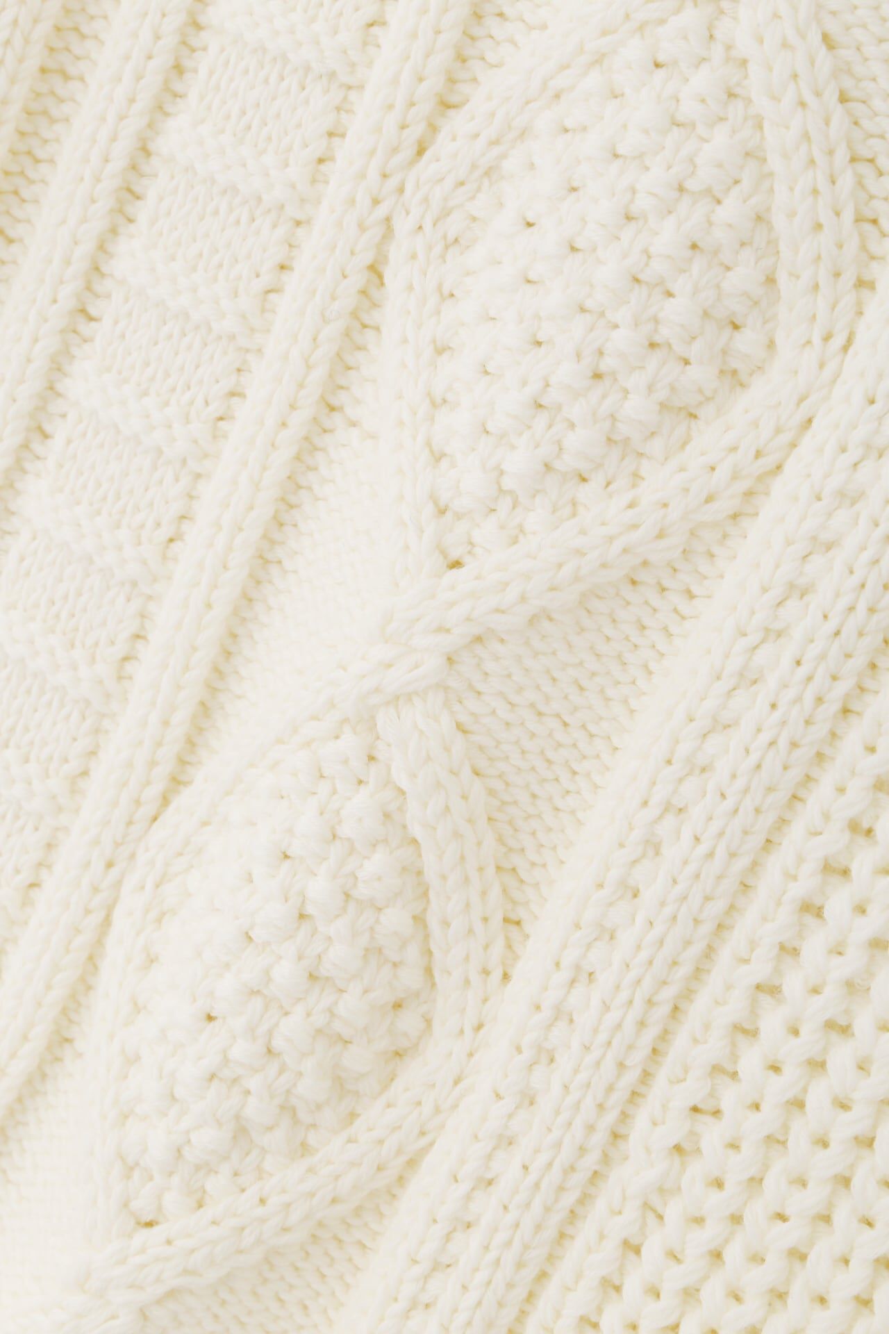  「◆ケーブル編みニットベスト」|ニット・セーター|