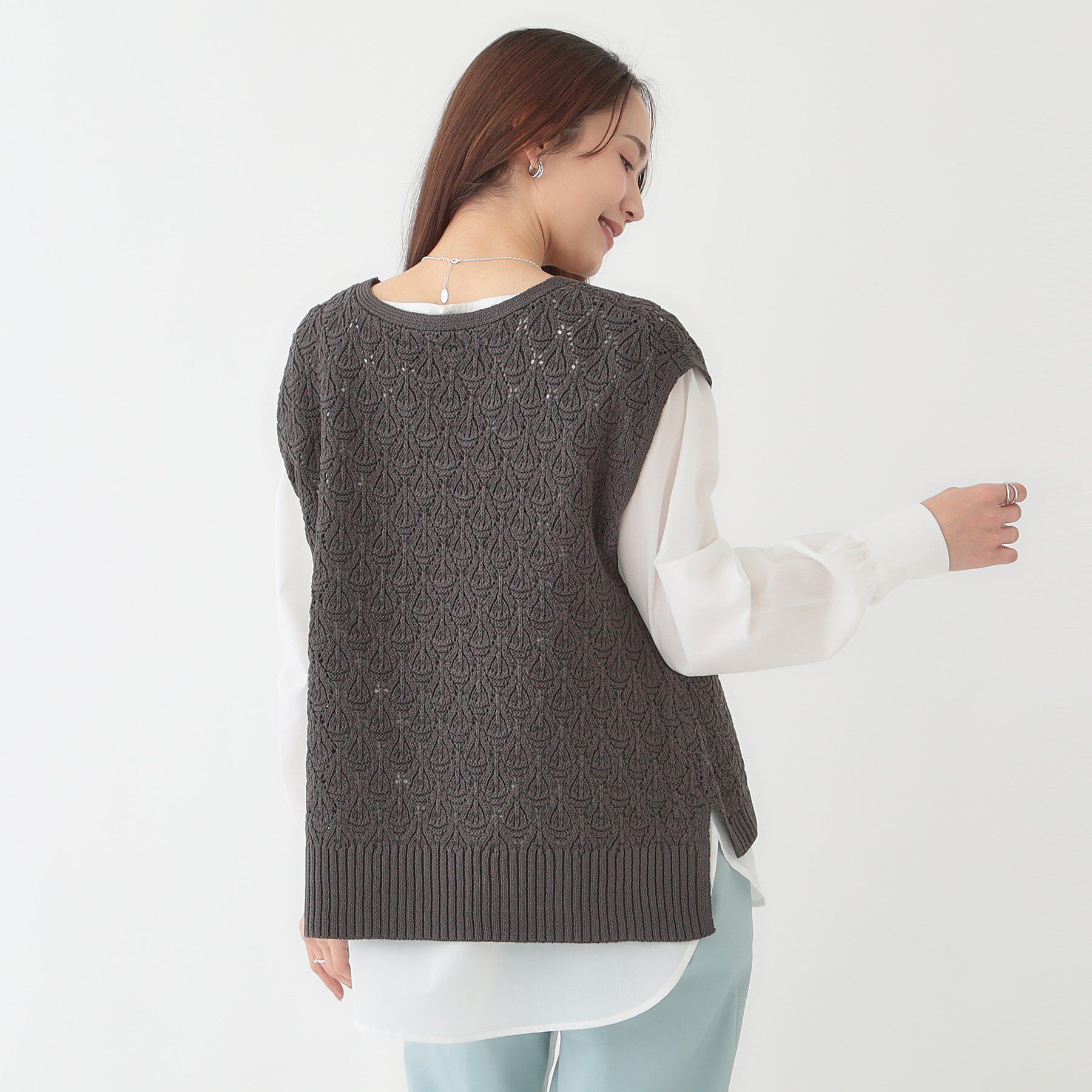 SHOO･LA･RUE「【洗える/S-LL/2点セット】透かし柄ベスト+ブラウス」|ニット・セーター|