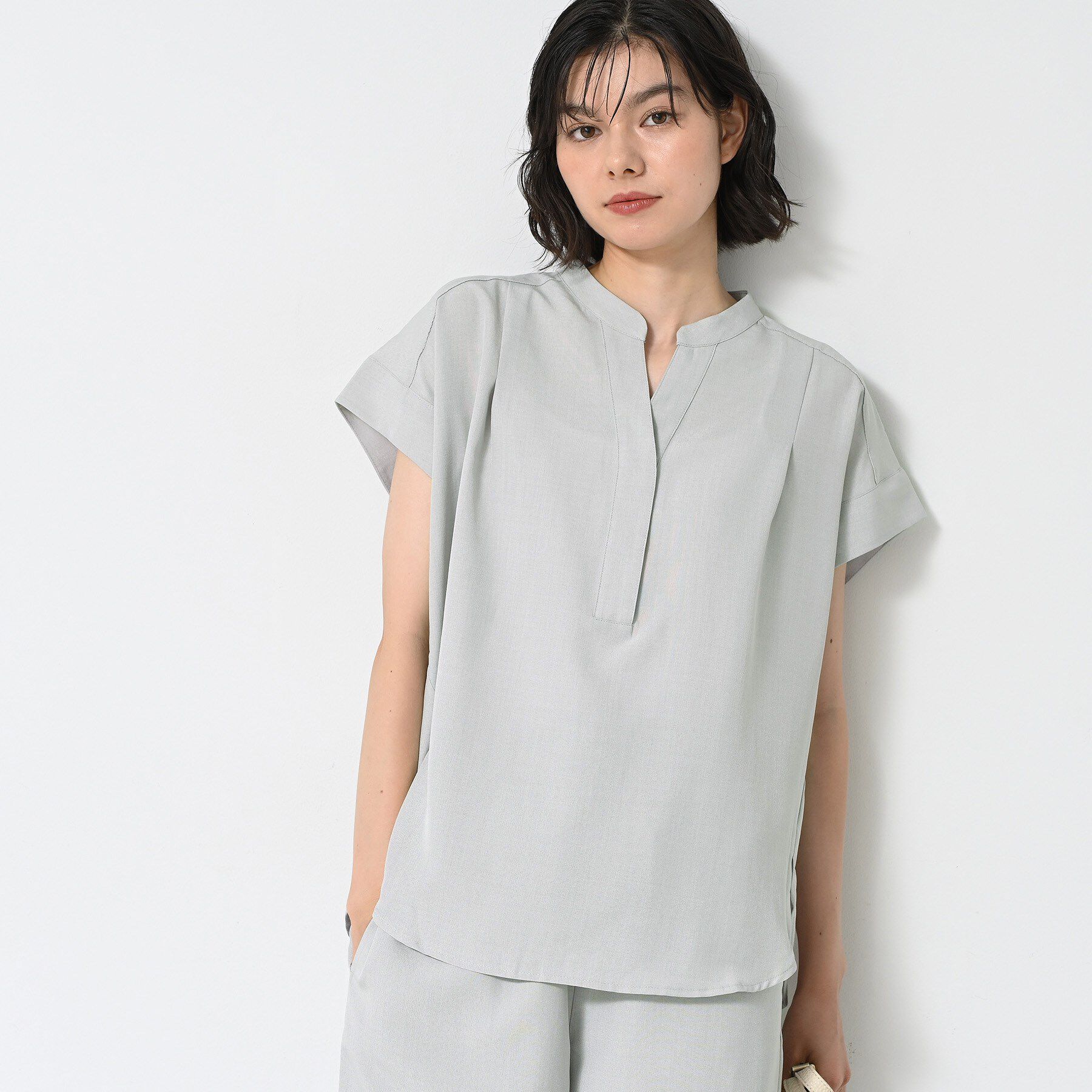 Dessin「【2点セット/ウエストゴム/洗える】スキッパ―シャツ＆ストレートパンツセット」|スーツ|