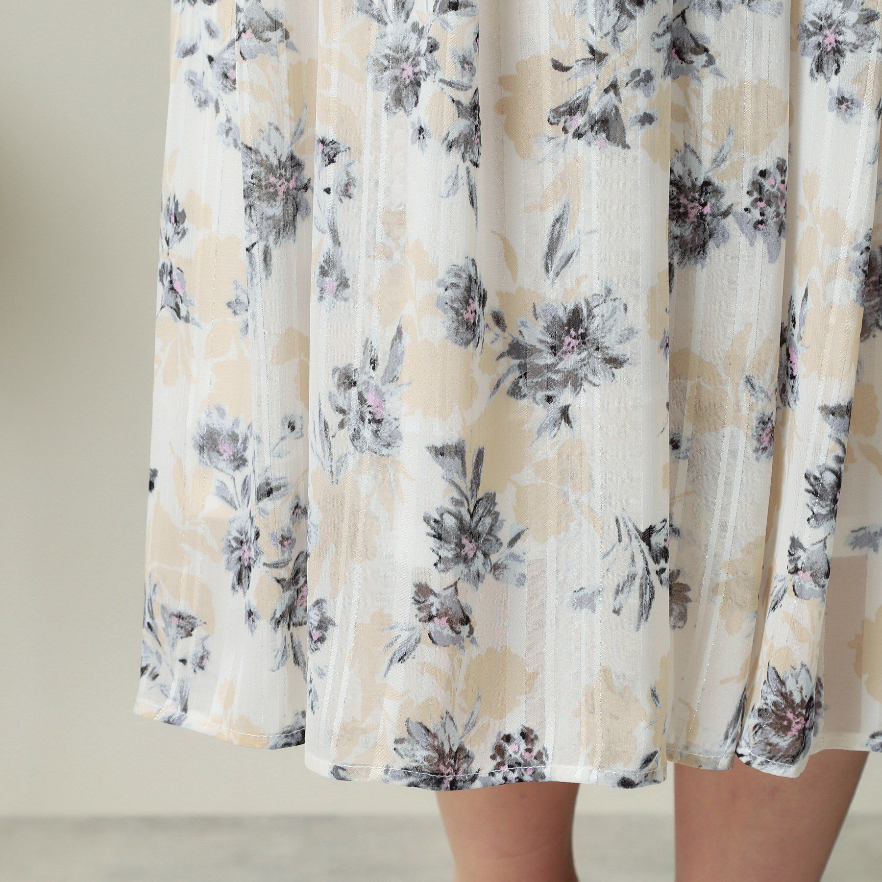 ITS&rsquo;DEMO「【ウエストゴム／手洗い可】ラメストライプ花柄スカート」|スカート|