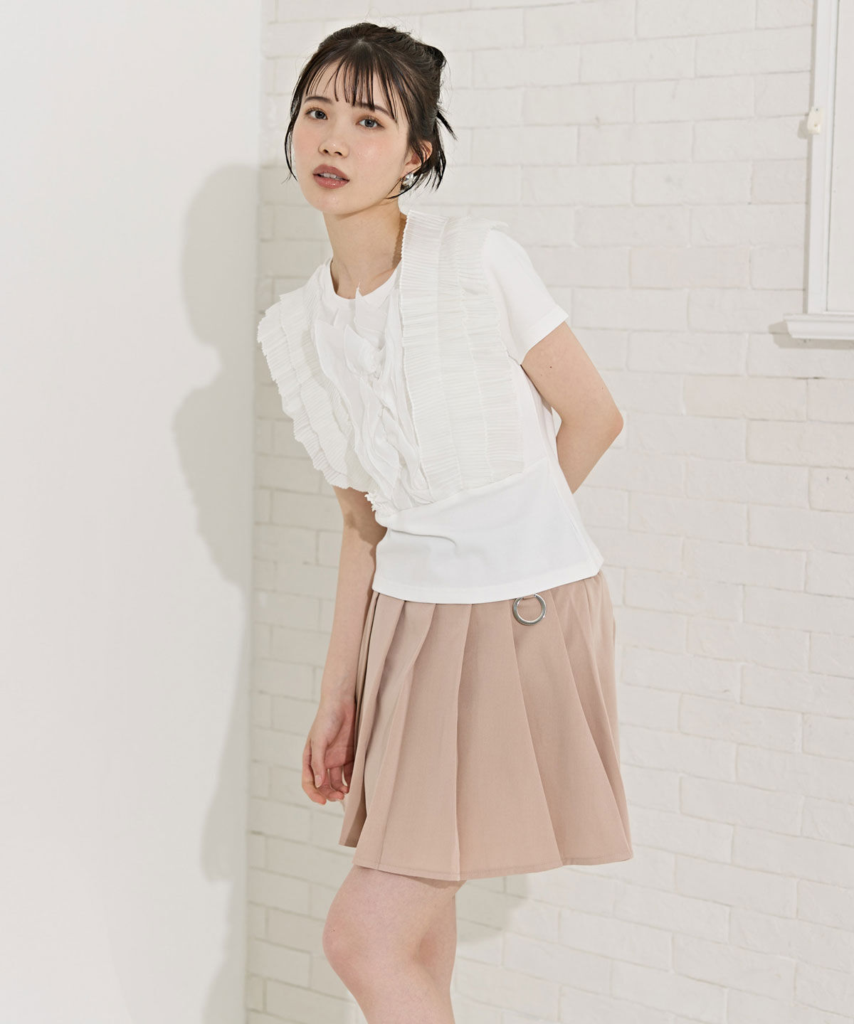 REDYAZEL「ラッフルプリーツTシャツ」|Tシャツ・カットソー|