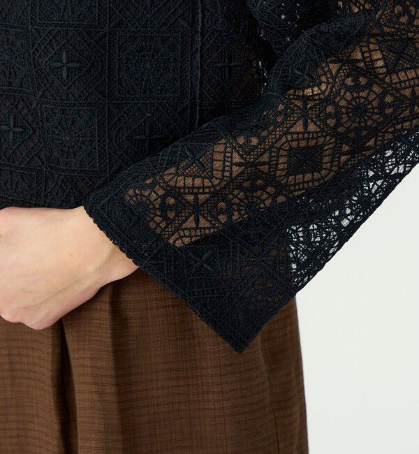 Ballsey「タイルモチーフエンブロイダリー ショートクルージャケット」|ノーカラージャケット|