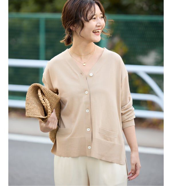 SLOBE IENA「《接触冷感/UV機能/WEB限定/追加》FROSTYCOTTON Vネックカーディガン」|カーディガン|ベージュ
