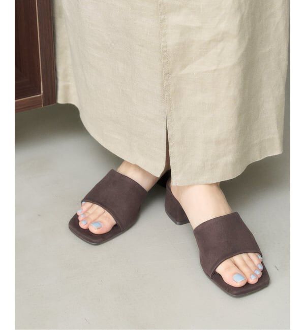  「《予約》MIRAI MATSUDA&times;LE TALON 4cmスクエアスエードミュール」|サンダル|