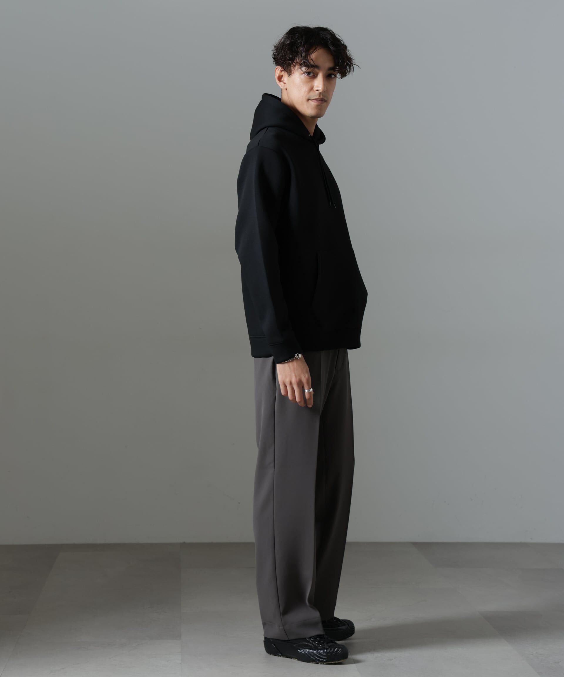 nano･universe「ドレープ ストレートスラックス(セットアップ可)」|チノ|