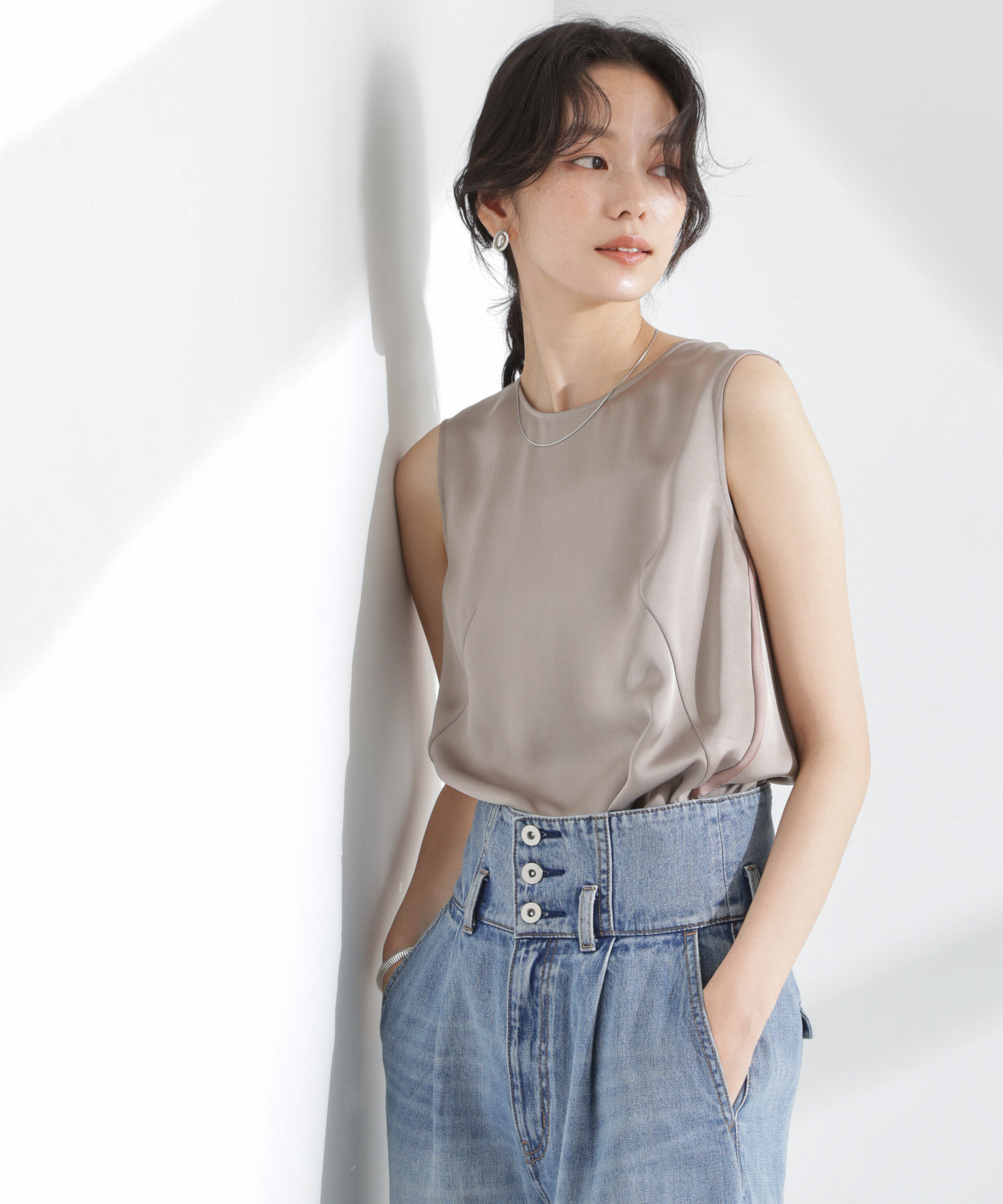 nano･universe「ダブルサテンノースリーブトップス」|シャツ・ブラウス|