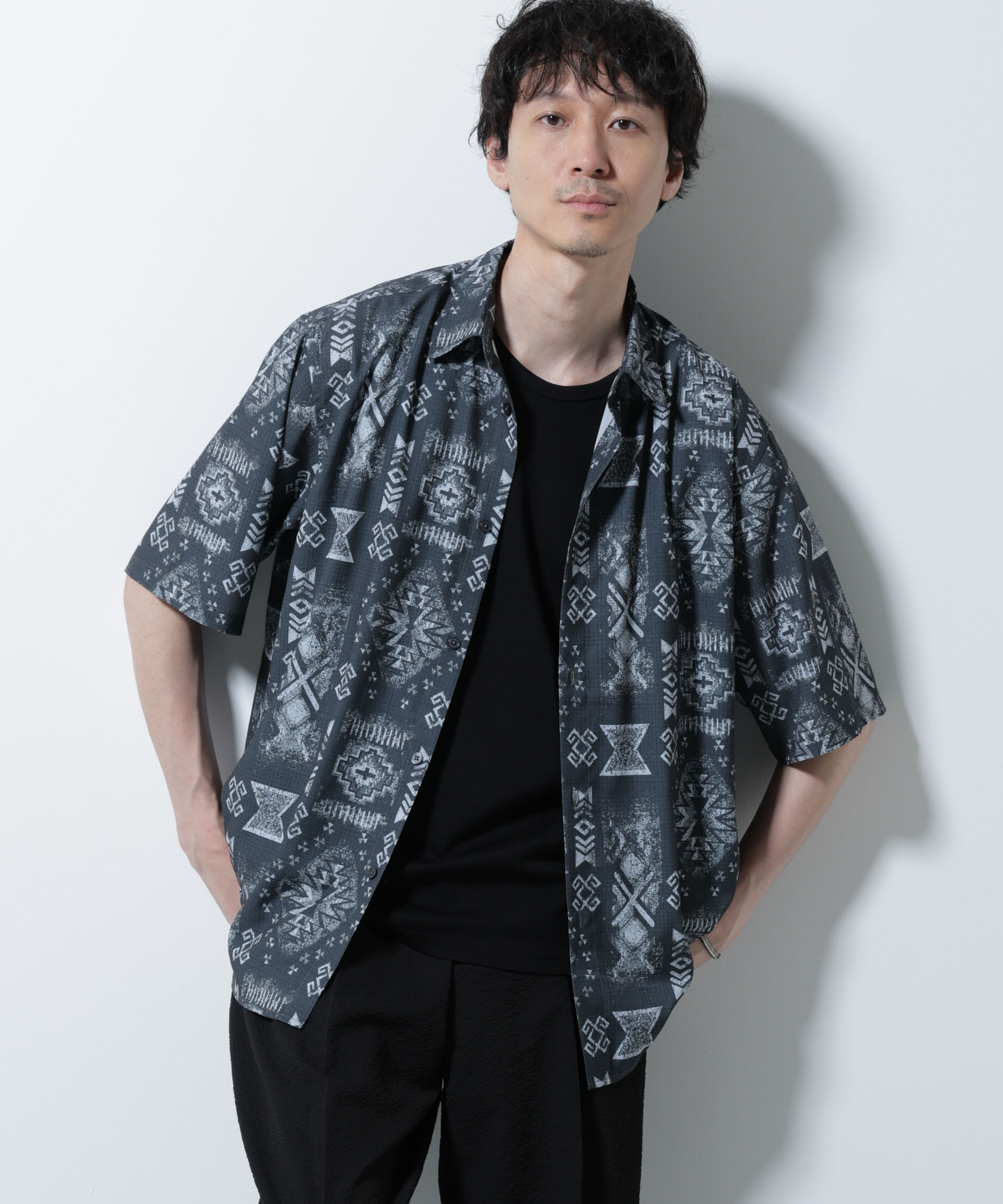 nano･universe「デジタルプリントシャツ 半袖」|シャツ・ブラウス|