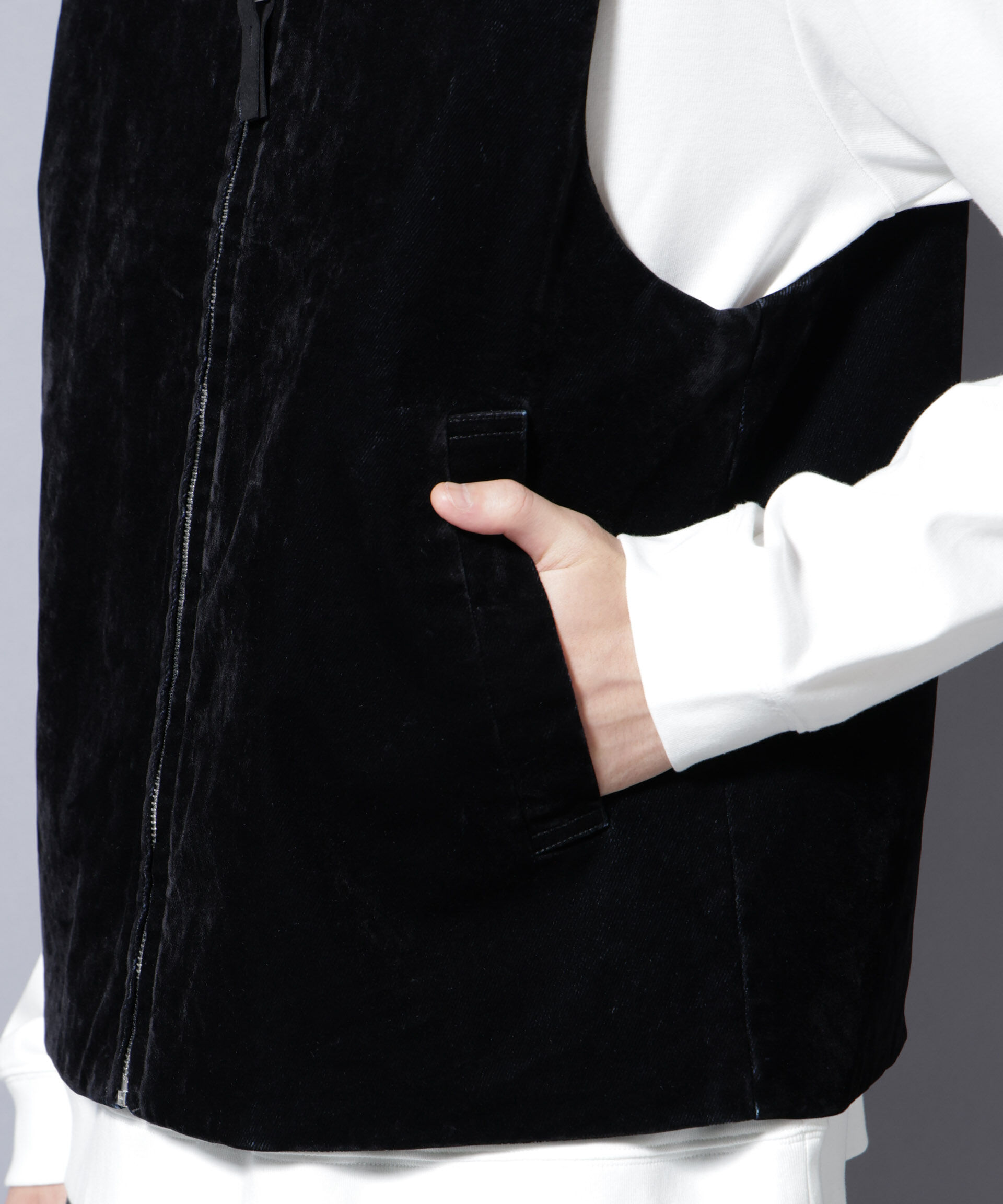 nano･universe「フロッキーデニム  ZIPベスト 」|ダウンベスト・ベスト|