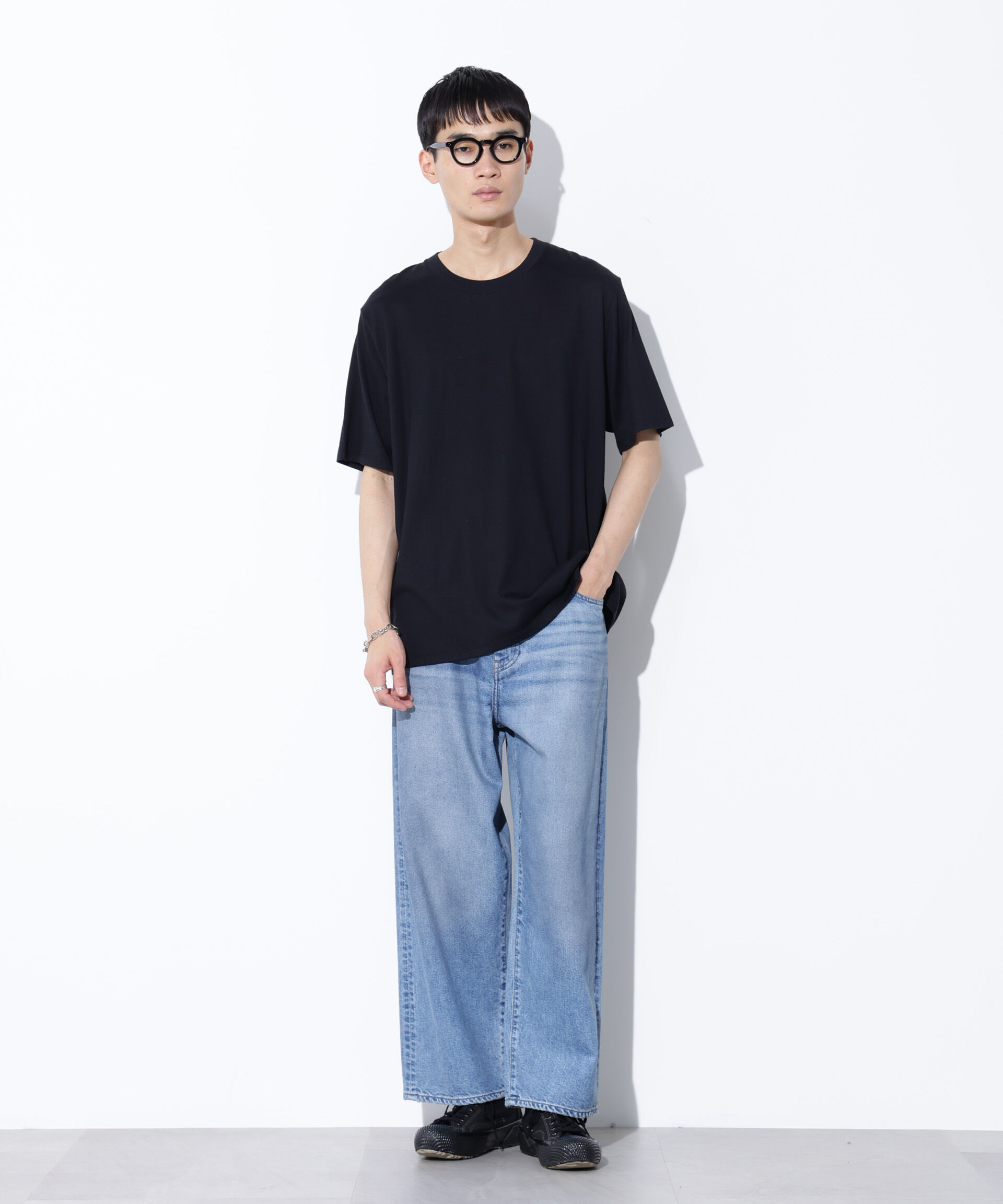 nano･universe「AUTHENコラボ SILKNIZED DENIM ワイドレッグ(セットアップ可)」|チノ|