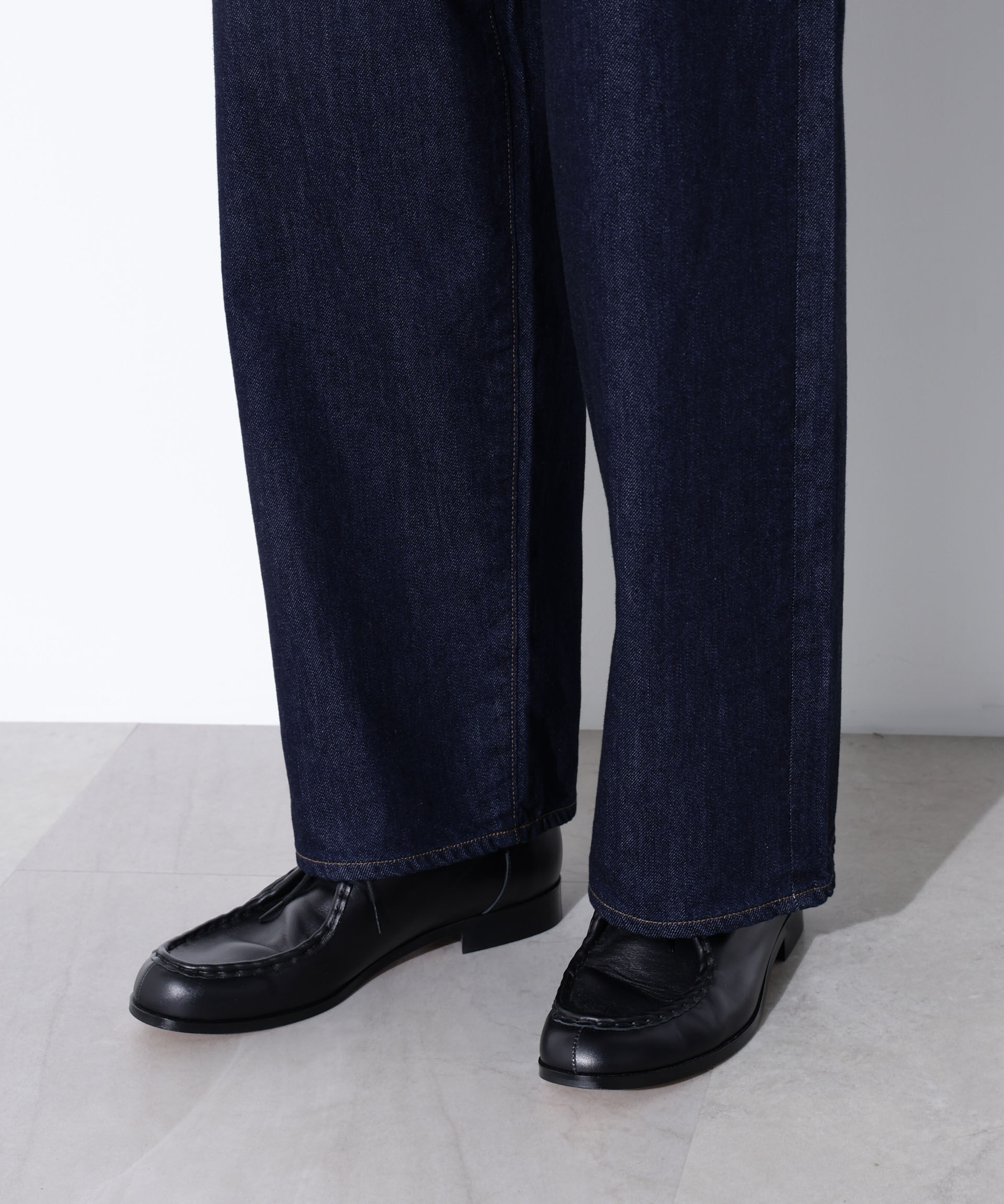 nano･universe「AUTHENコラボ SILKNIZED DENIM ワイドレッグ(セットアップ可)」|チノ|