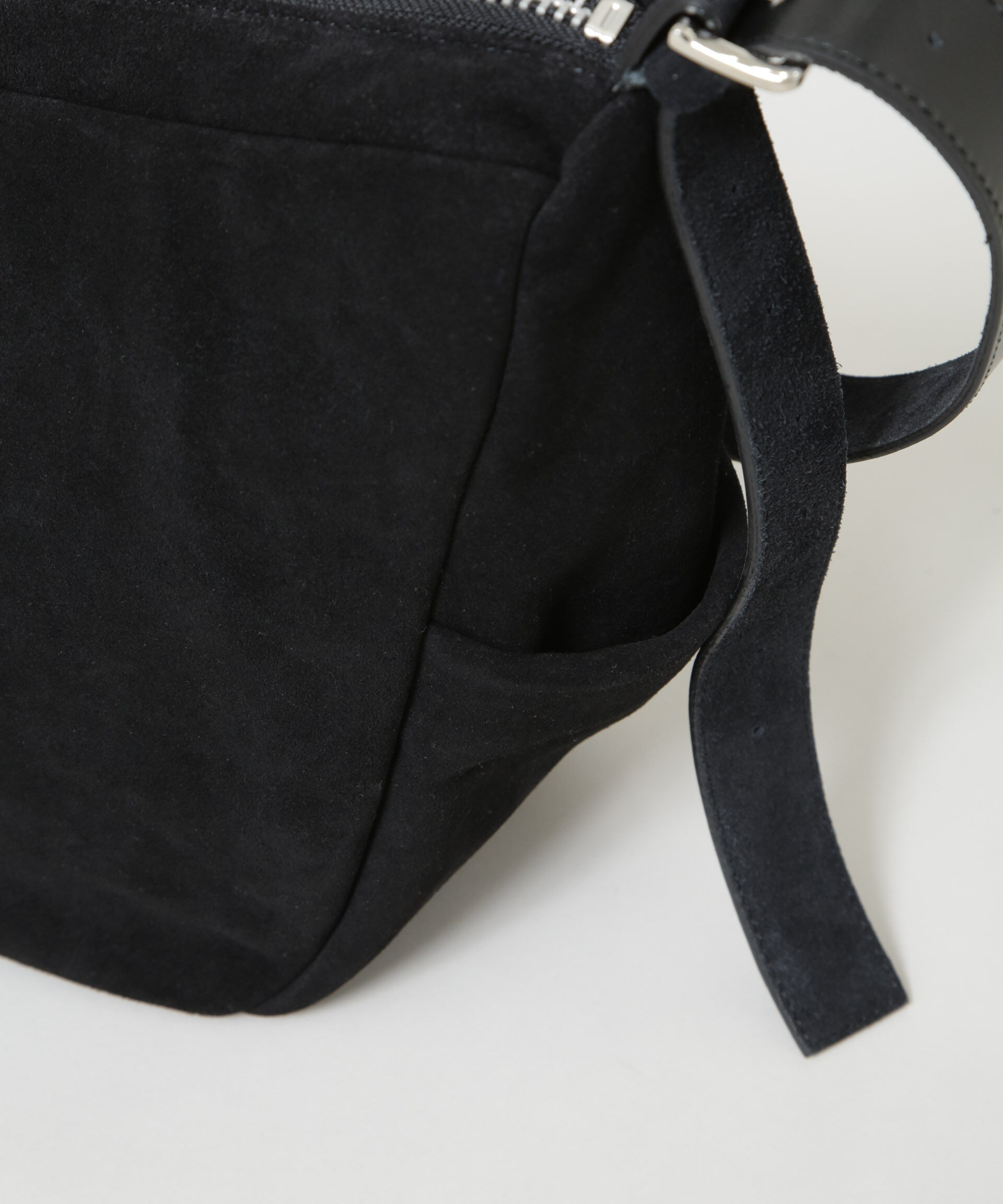 nano･universe「ITTI/別注 ANNIE MOON BAG / suede」|ショルダー・メッセンジャー|