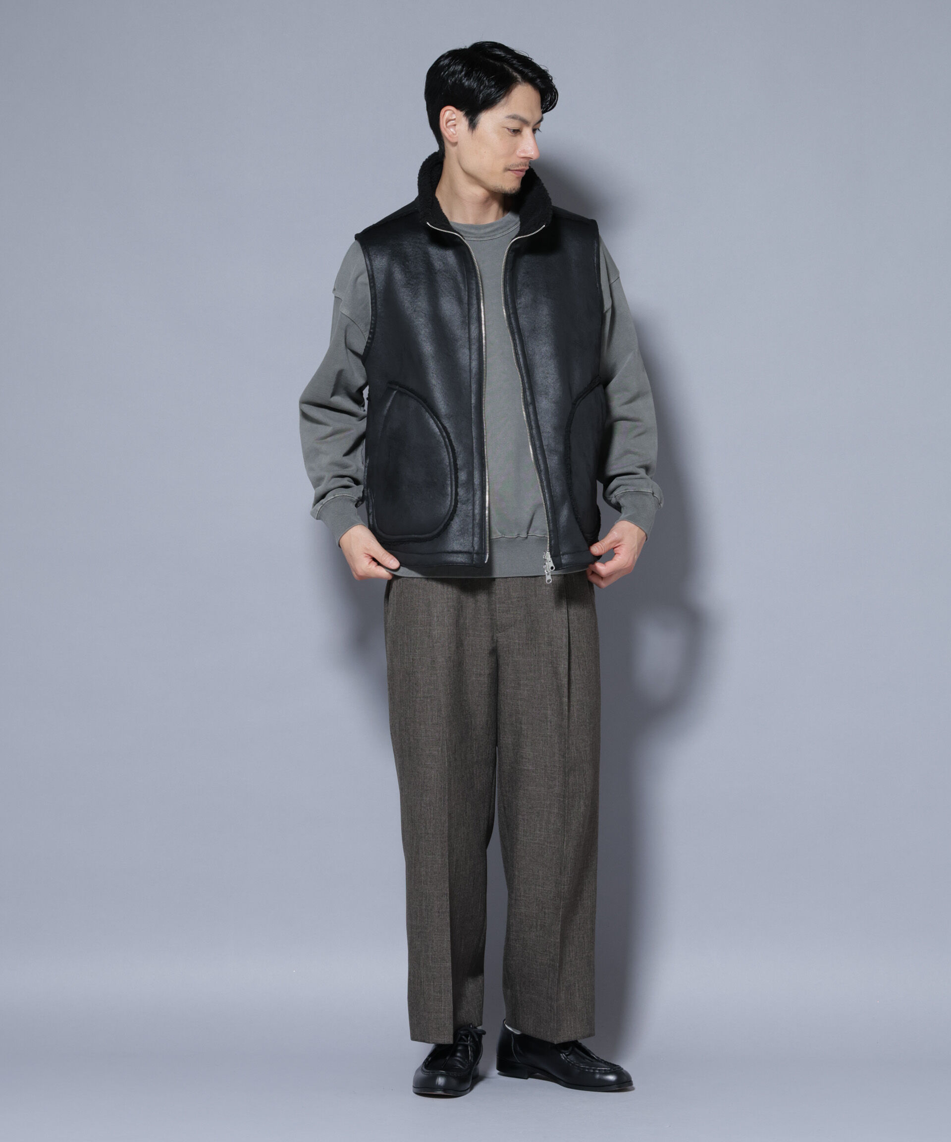 nano･universe「クラックフェイクムートンリバーシブルベスト」|ダウンベスト・ベスト|