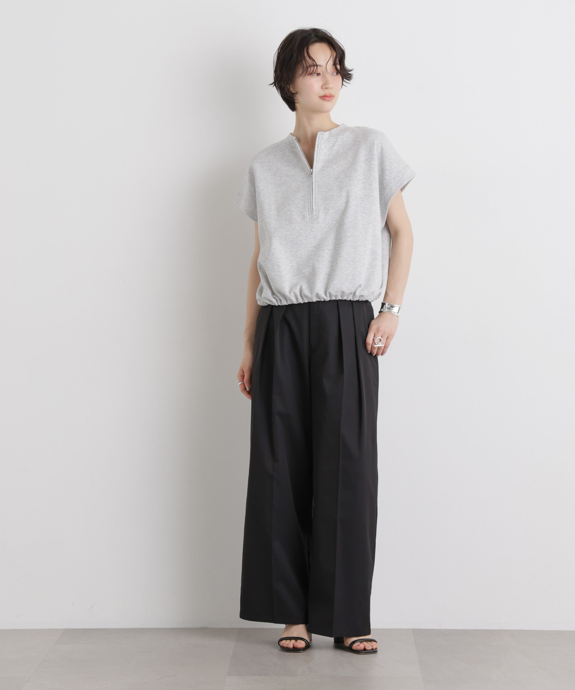 nano･universe「エバークリース加工タックワイドセンタープレスパンツ」|チノ|