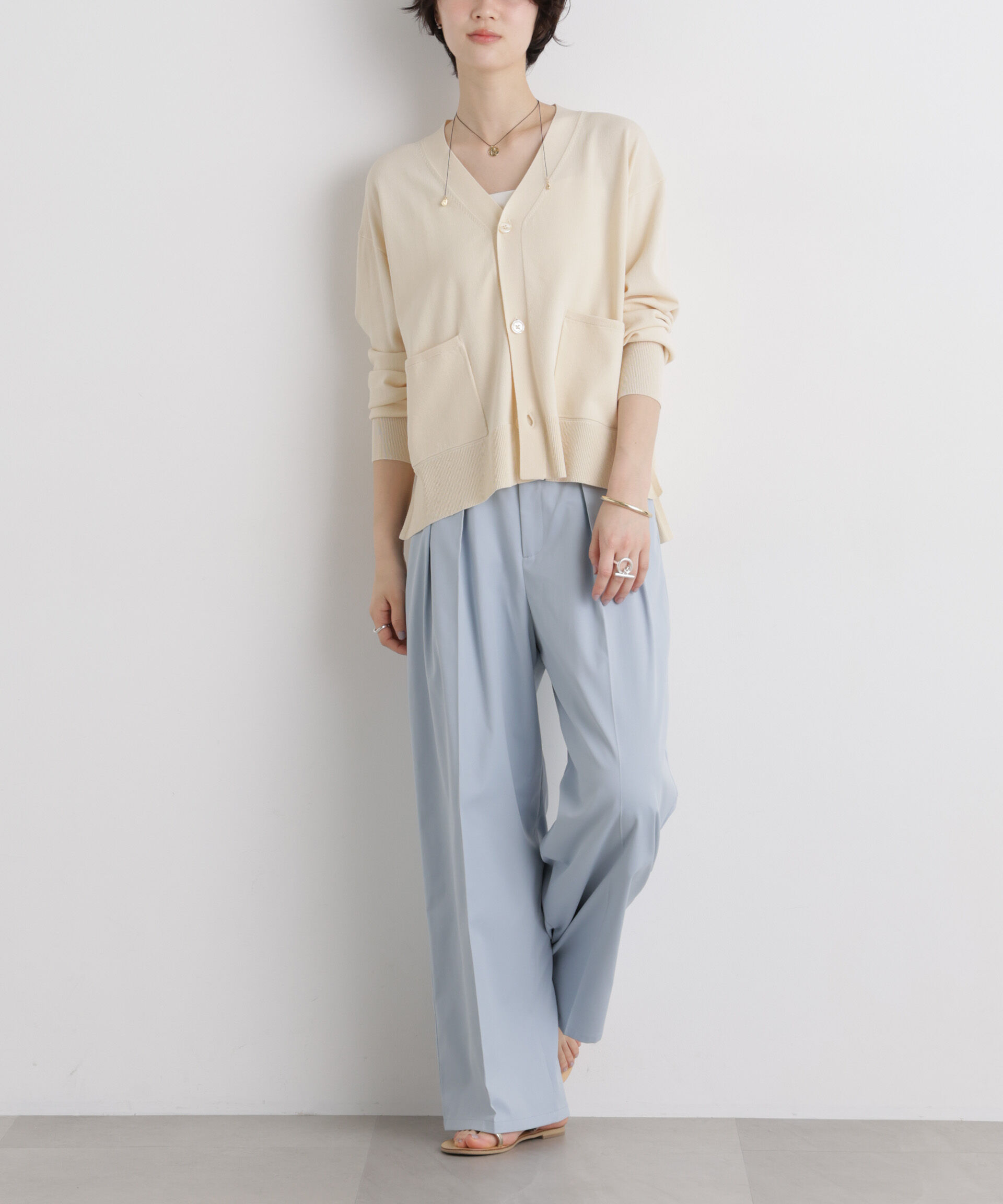 nano･universe「エバークリース加工タックワイドセンタープレスパンツ」|チノ|