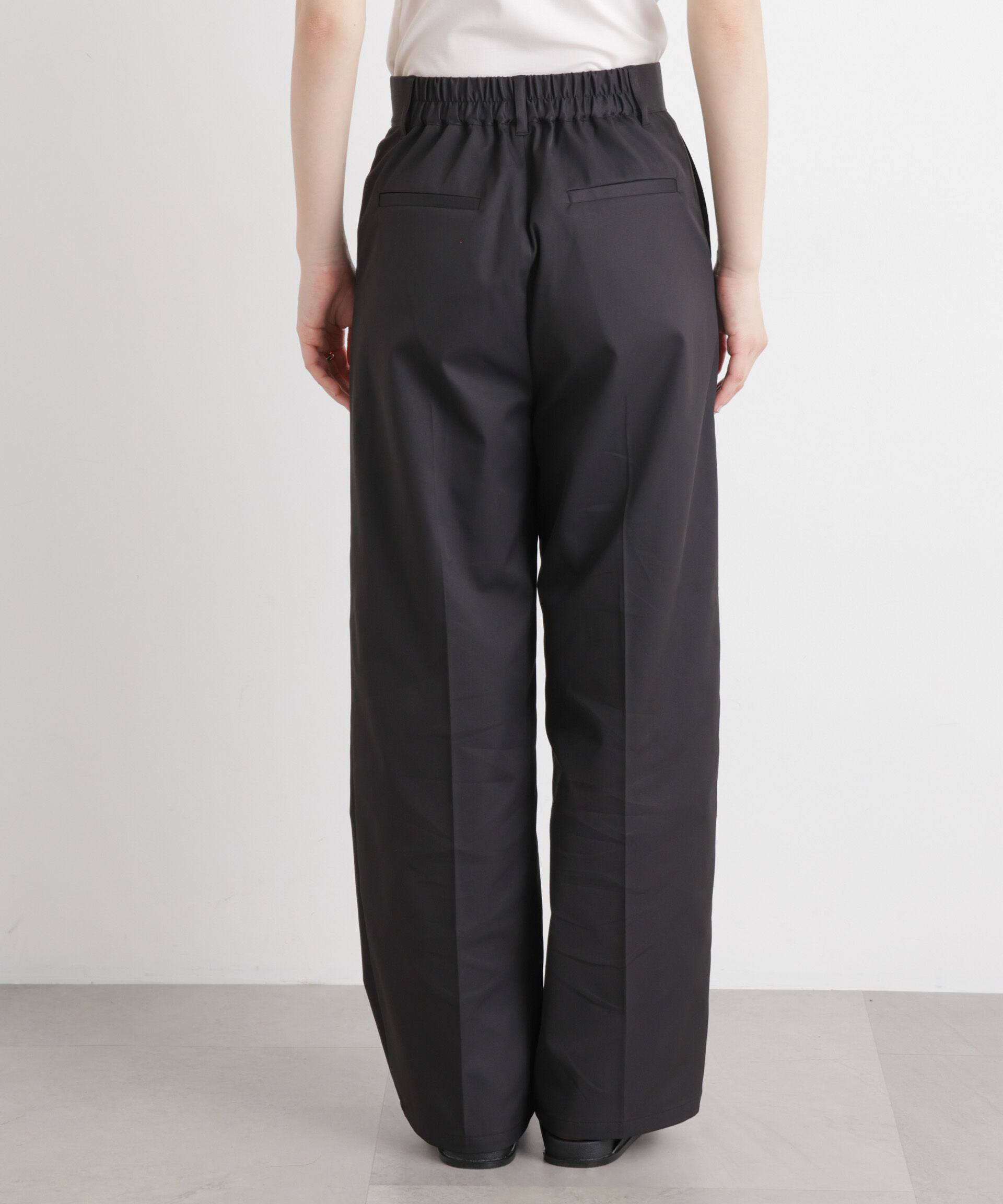 nano･universe「エバークリース加工ストレートセンタープレスパンツ」|チノ|