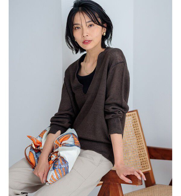 23区「【CLASSY.6月号掲載/洗える】ピュアリネンバルキー Vネックニット」|ニット・セーター|ﾀﾞｰｸﾌﾞ