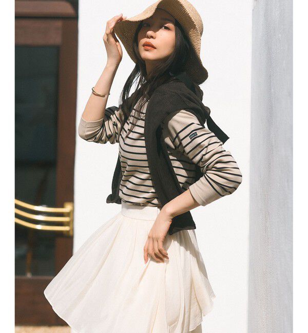 23区「【CLASSY.6月号掲載/洗える】ピュアリネンバルキー Vネックニット」|ニット・セーター|