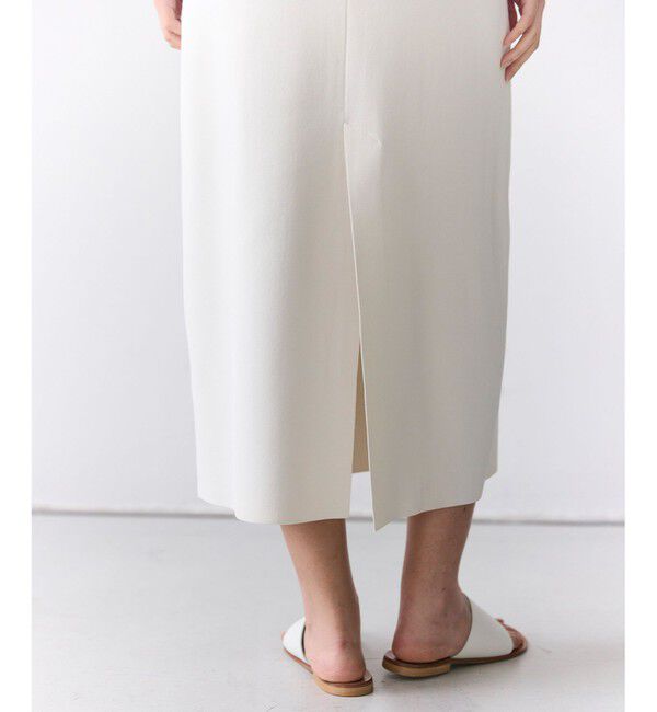 BEIGE,「【Oggi掲載】LABRADO / ダーツニット ロングワンピース」|ワンピース|