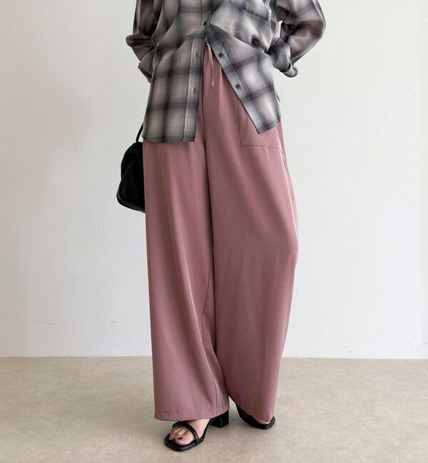 fredy emue「ツイルサテンイージーパンツ」|チノ|