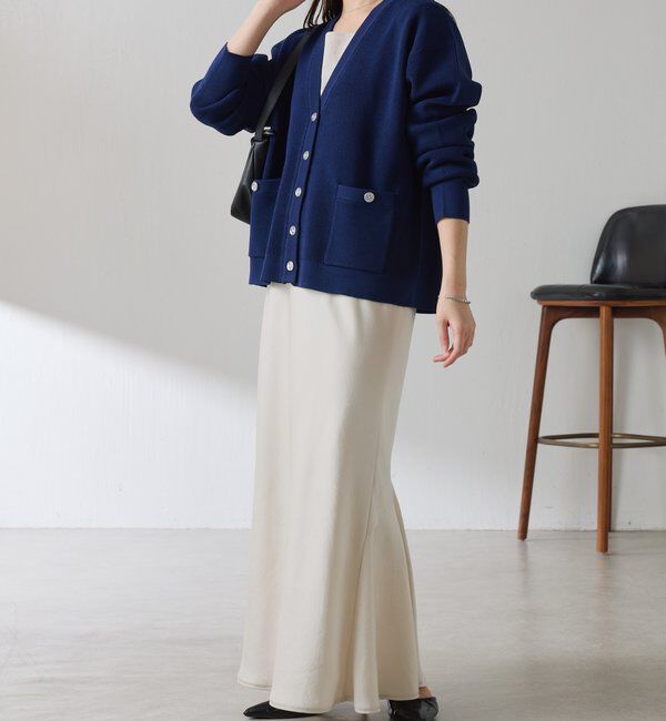  「ツヤボタンカーディガン」|カーディガン|