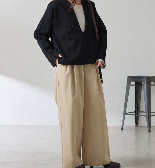  「Vネックバスクニット」|ニット・セーター|