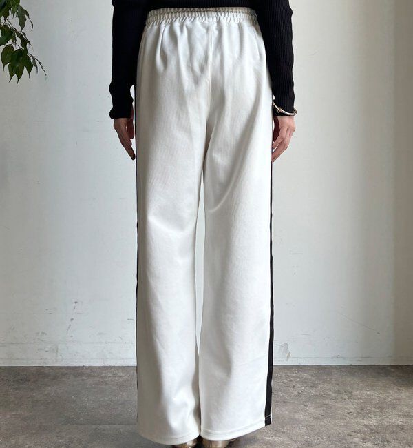  「【WEB限定】サイドライントラックパンツ」|チノ|