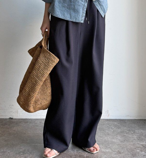  「【WEB限定】2WAYシャークスキンイージーパンツ」|チノ|