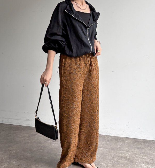  「【WEB限定】オーガンジーカットジャガードイージーパンツ」|チノ|