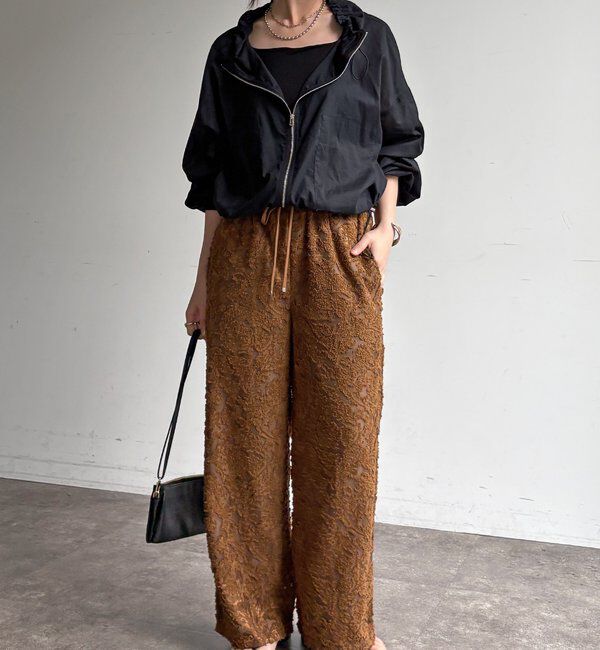  「【WEB限定】オーガンジーカットジャガードイージーパンツ」|チノ|