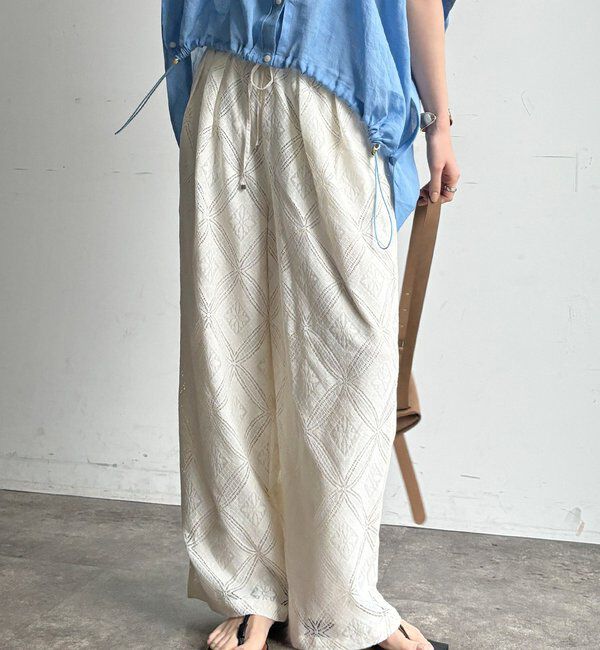  「【WEB限定】パッチワーク風レースイージーパンツ」|チノ|